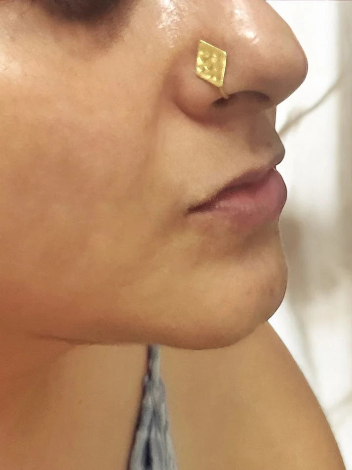 Stree No-Piercing Nose Pin Set (Set of 5)