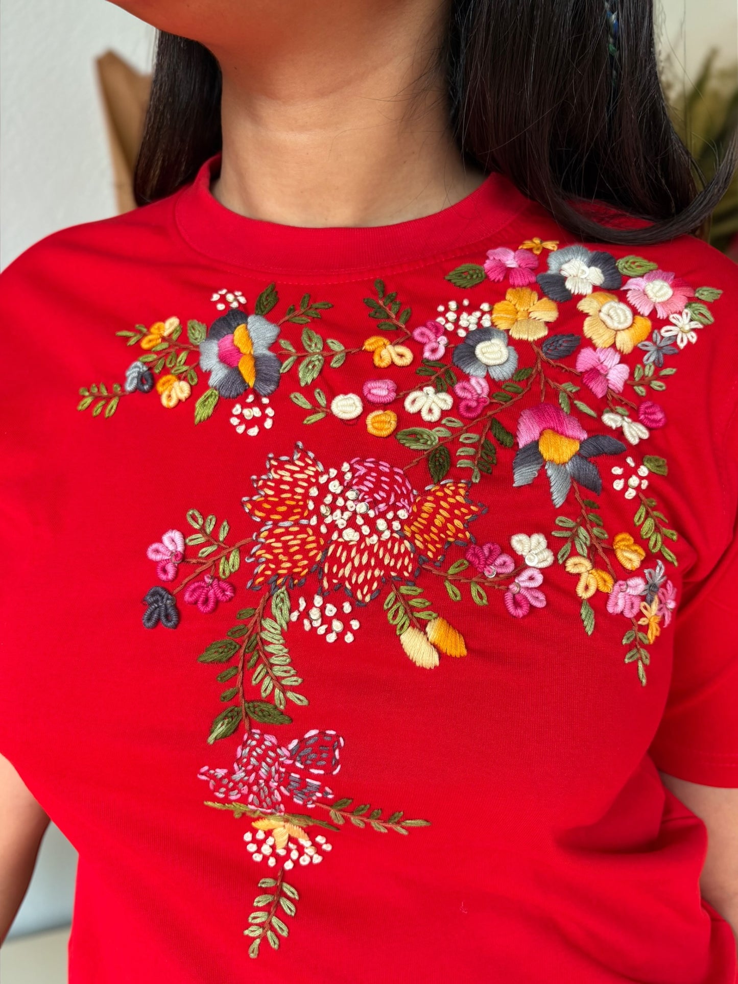 Hana Embroidered T-shirt - Red Shoulder