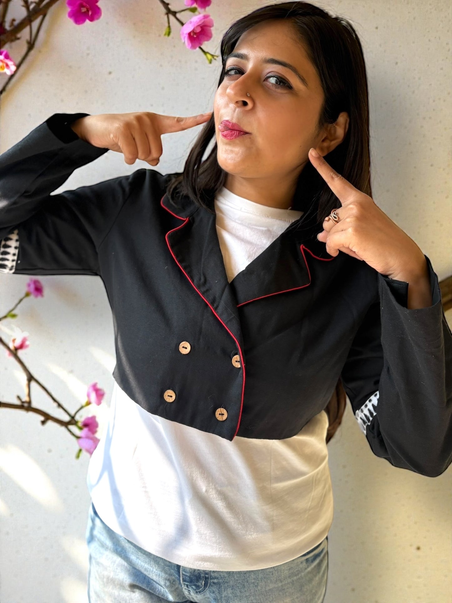 Donna Kanthastitch Cotton Cropped Jacket - Black