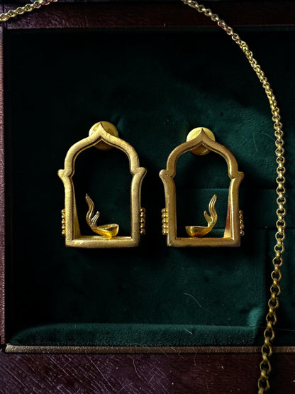 Deepavali Premium Sculptural Brass Necklace Jewelry Set (Necklace, Earrings)