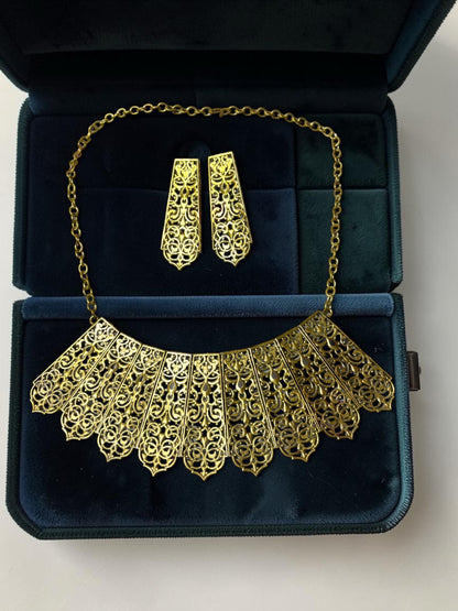 Maya Jaal Premium Sculptural Brass Necklace Jewelry Set (Necklace, Earrings)