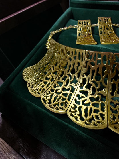 Mycelia Premium Sculptural Brass Necklace Jewelry Set (Necklace, Earrings)