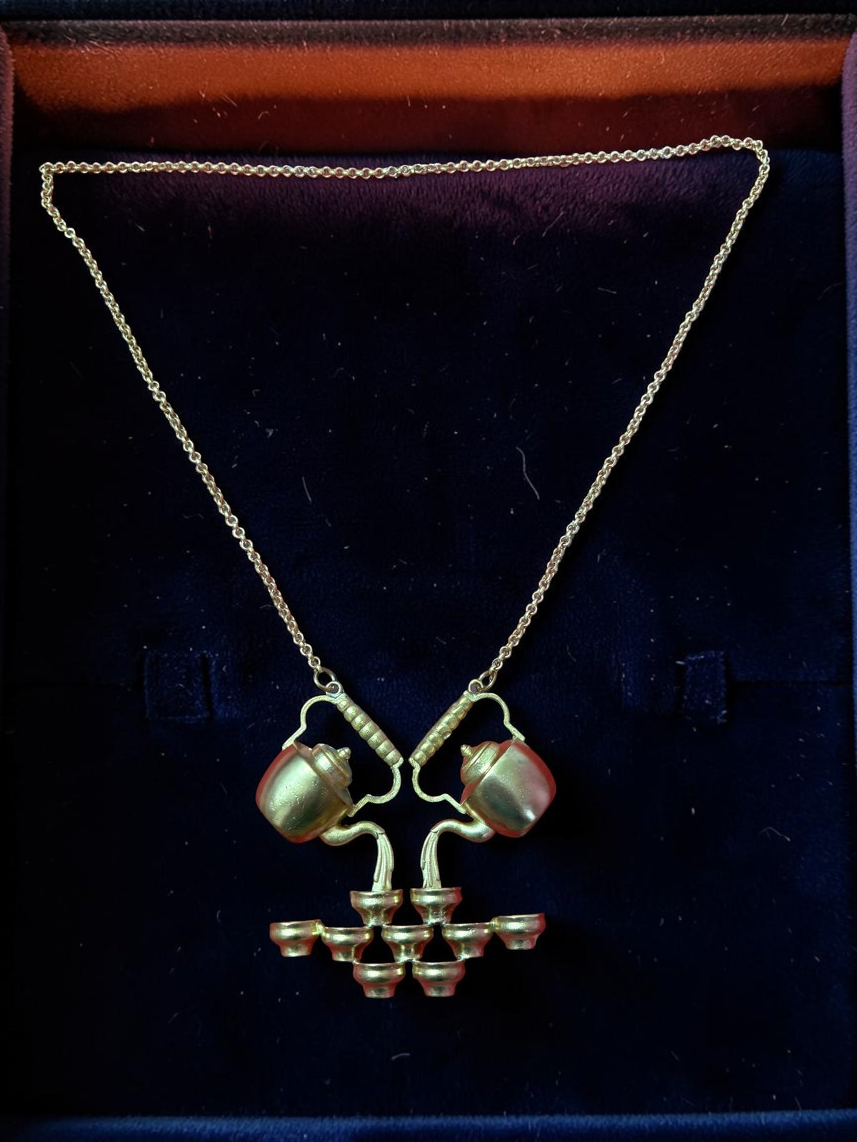 High Tea Premium Sculptural Brass Necklace Jewelry Set (Necklace, Earrings)