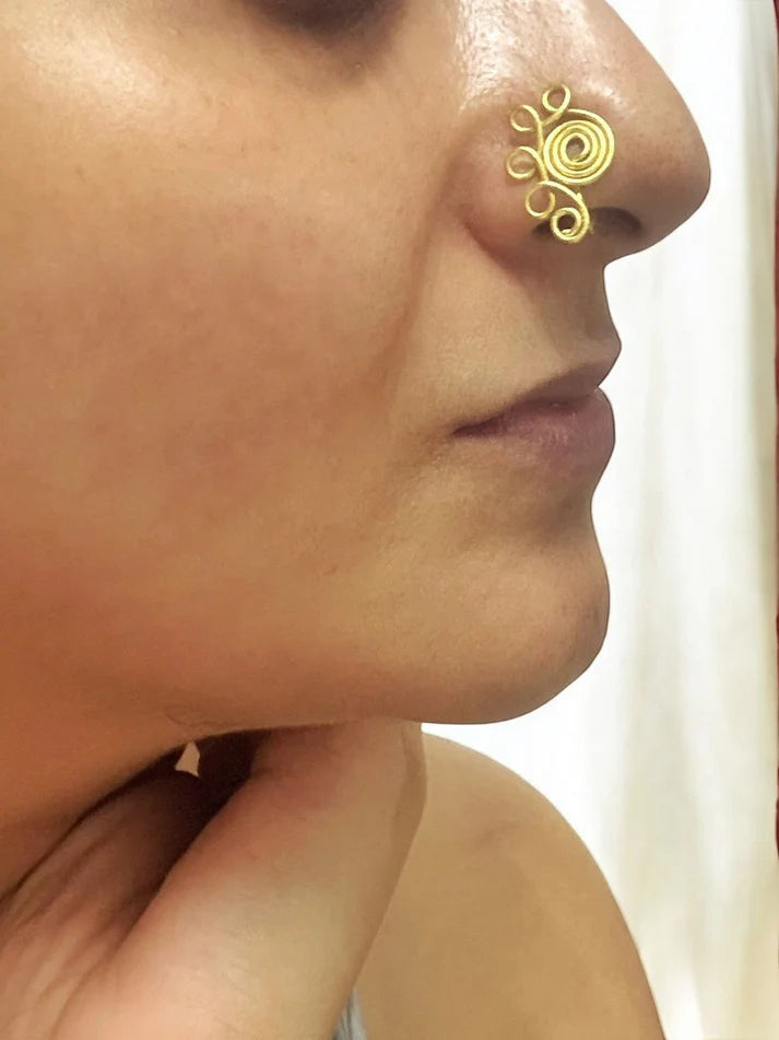 Womaniya No-Piercing Nose Pin Set (Set of 5)