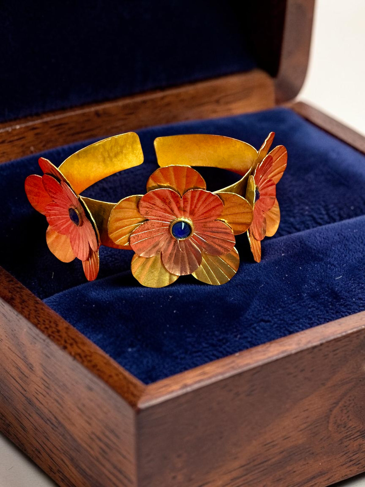 Fleurs Brass Bracelet - Deep Blue