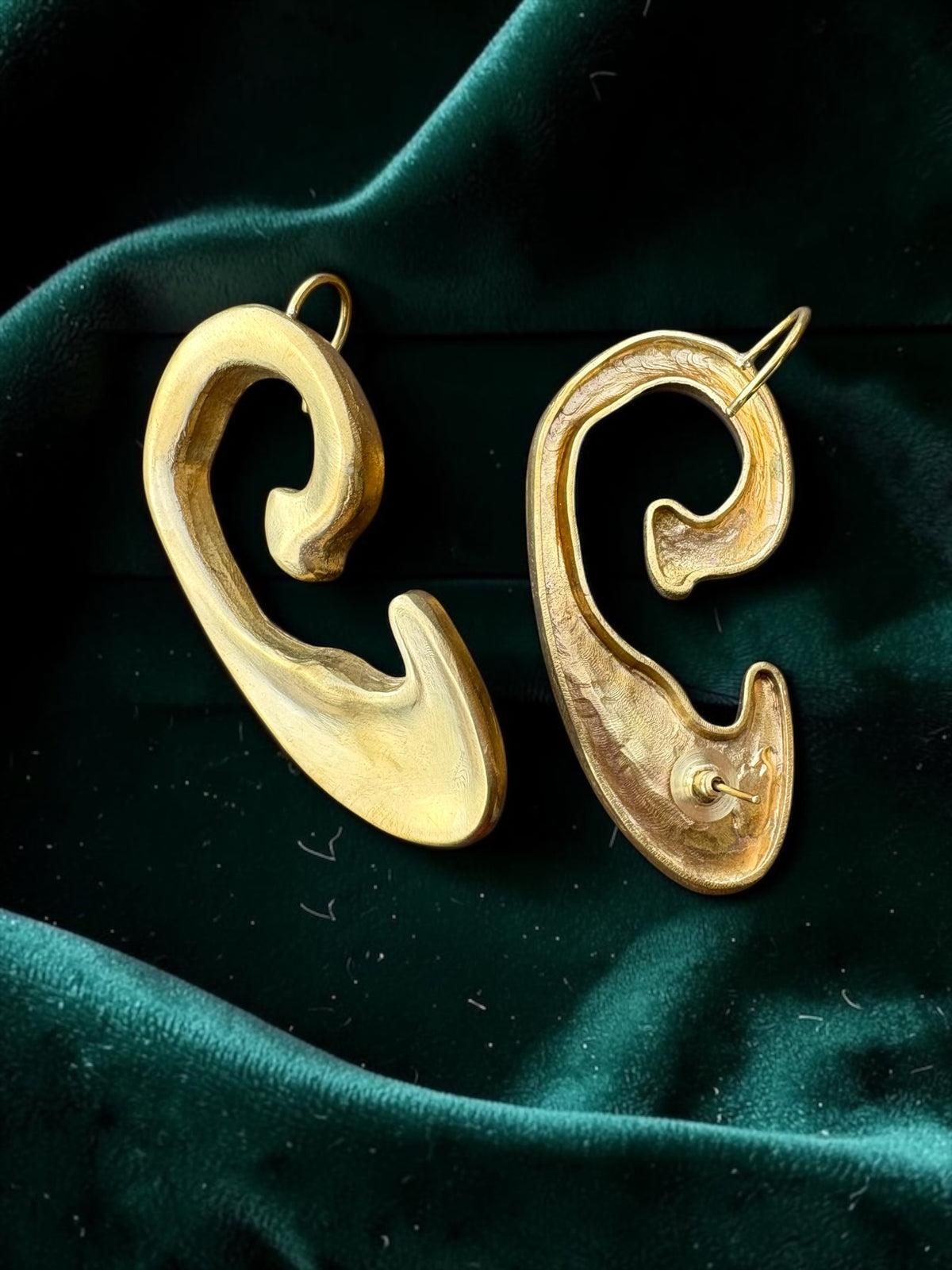 Kaan Premium Sculptural Brass Earcuff Earrings