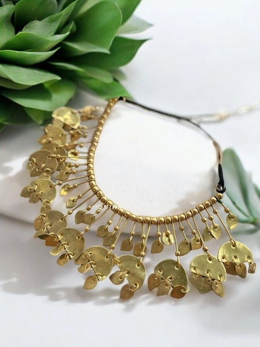 nefertiti-brass-necklace