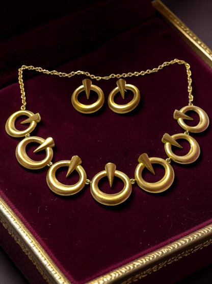 Veya Premium Sculptural Brass Necklace Jewelry Set (Necklace, Earrings)