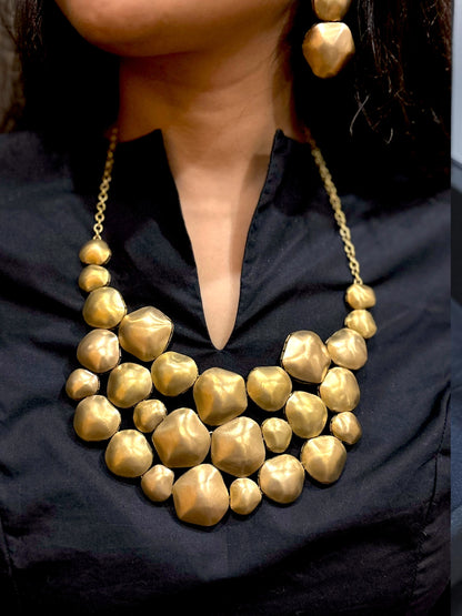 Arca Premium Sculptural Brass Necklace Jewelry Set (Necklace, Earrings)