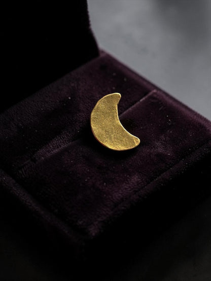 Crescent Moon Brass Nosepin (Piercing)