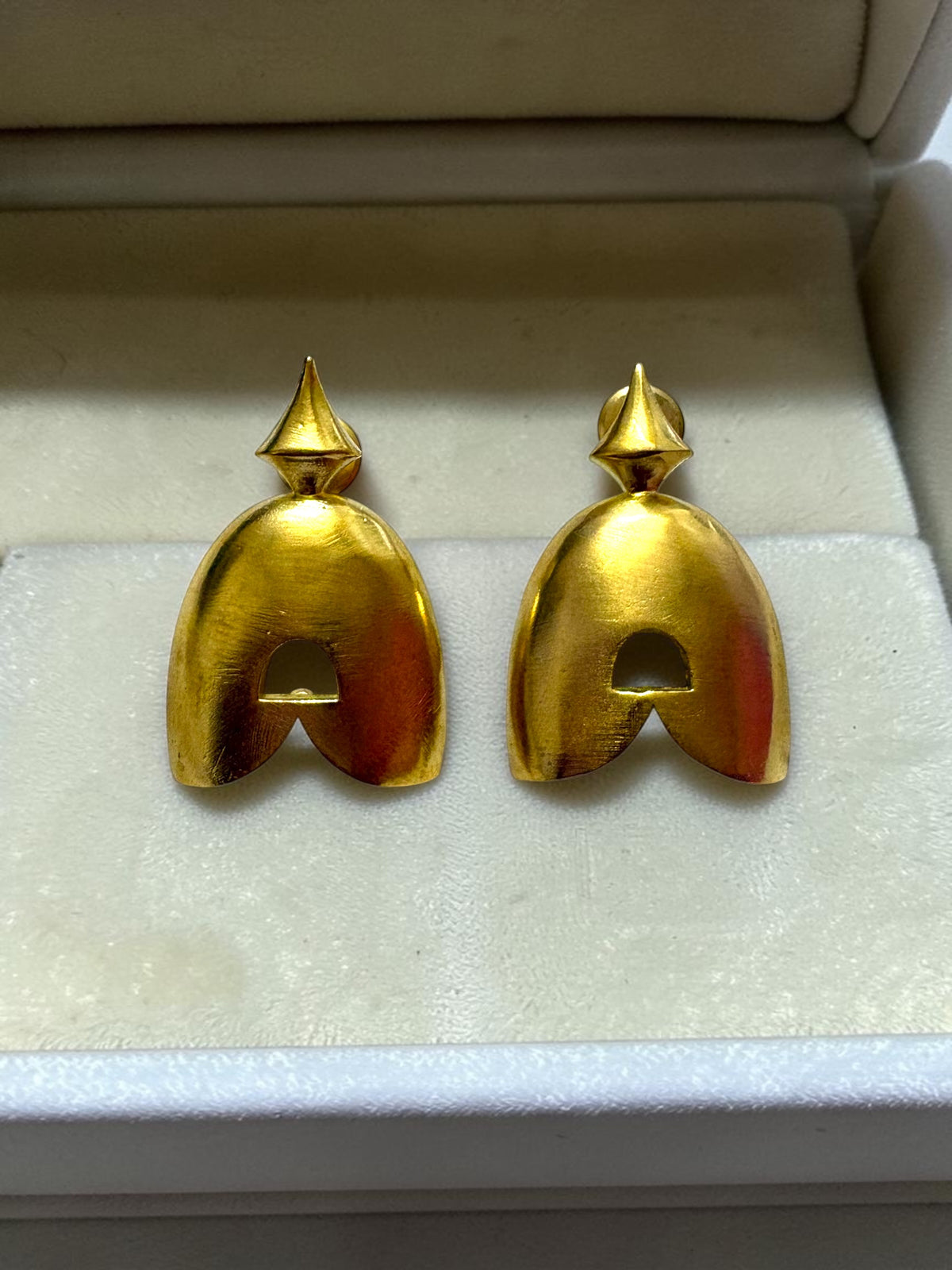 Elara Premium Sculptural Brass Necklace Jewelry Set (Necklace, Earrings, Ring)