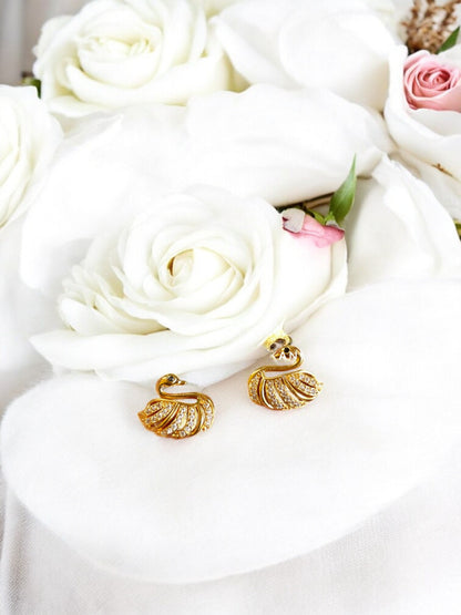 White Swan AD Stone Ear Studs
