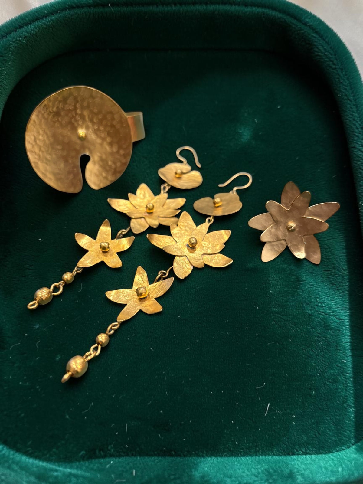 Lily Pond Leaf Brass Dangler Earrings Jewelry Set (Earrings, Bracelet, Ring)