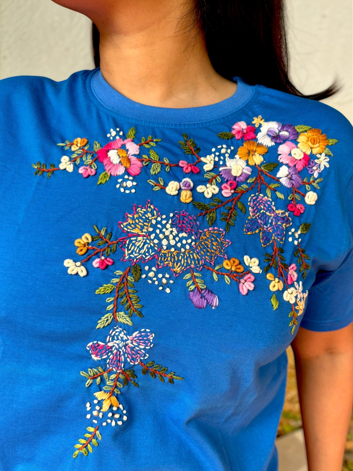 Hana Embroidered T-shirt - Royal Blue Shoulder