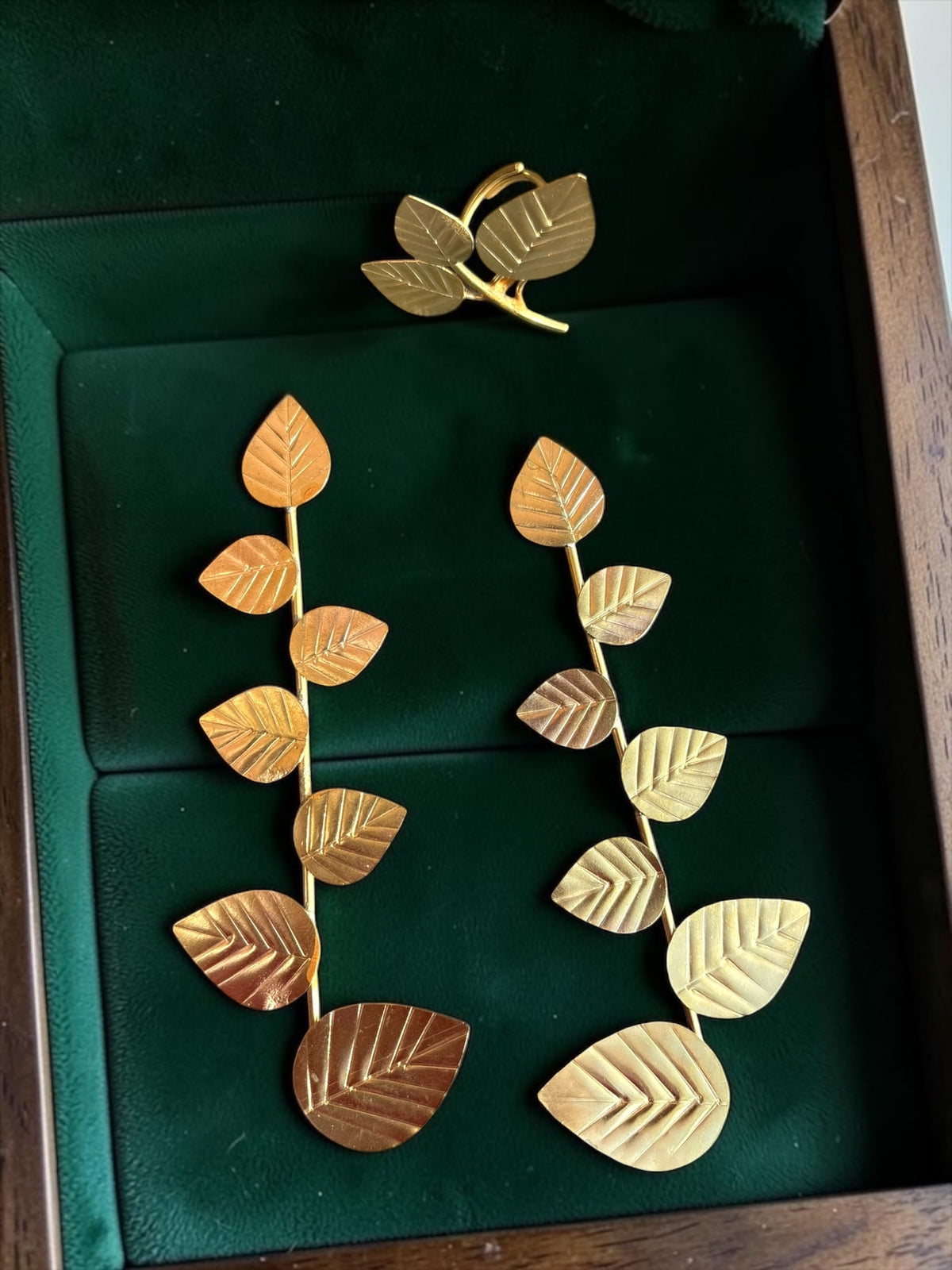 Leafy Affair Brass Dangler Earrings Jewelry Set (Earrings, Bracelet, Ring)