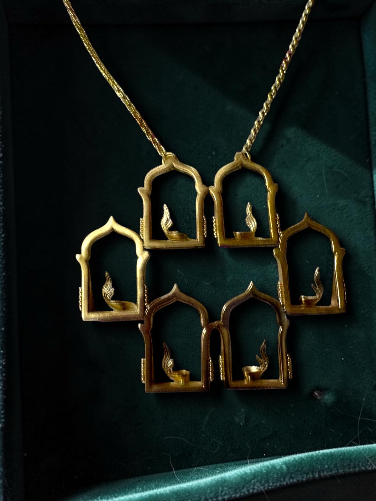 Deepavali Premium Sculptural Brass Necklace Jewelry Set (Necklace, Earrings)