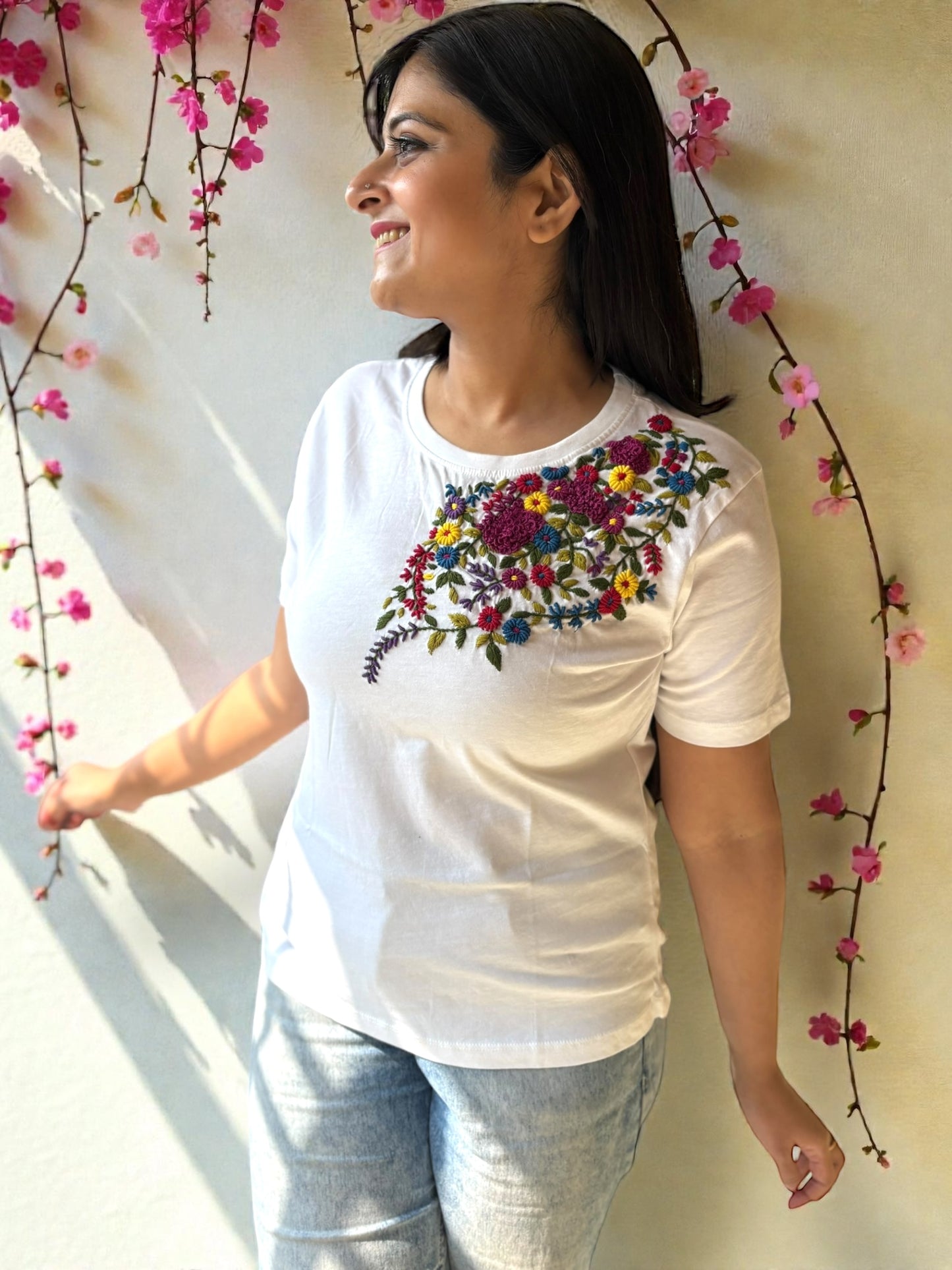 Hana Embroidered T-shirt - White Shoulder