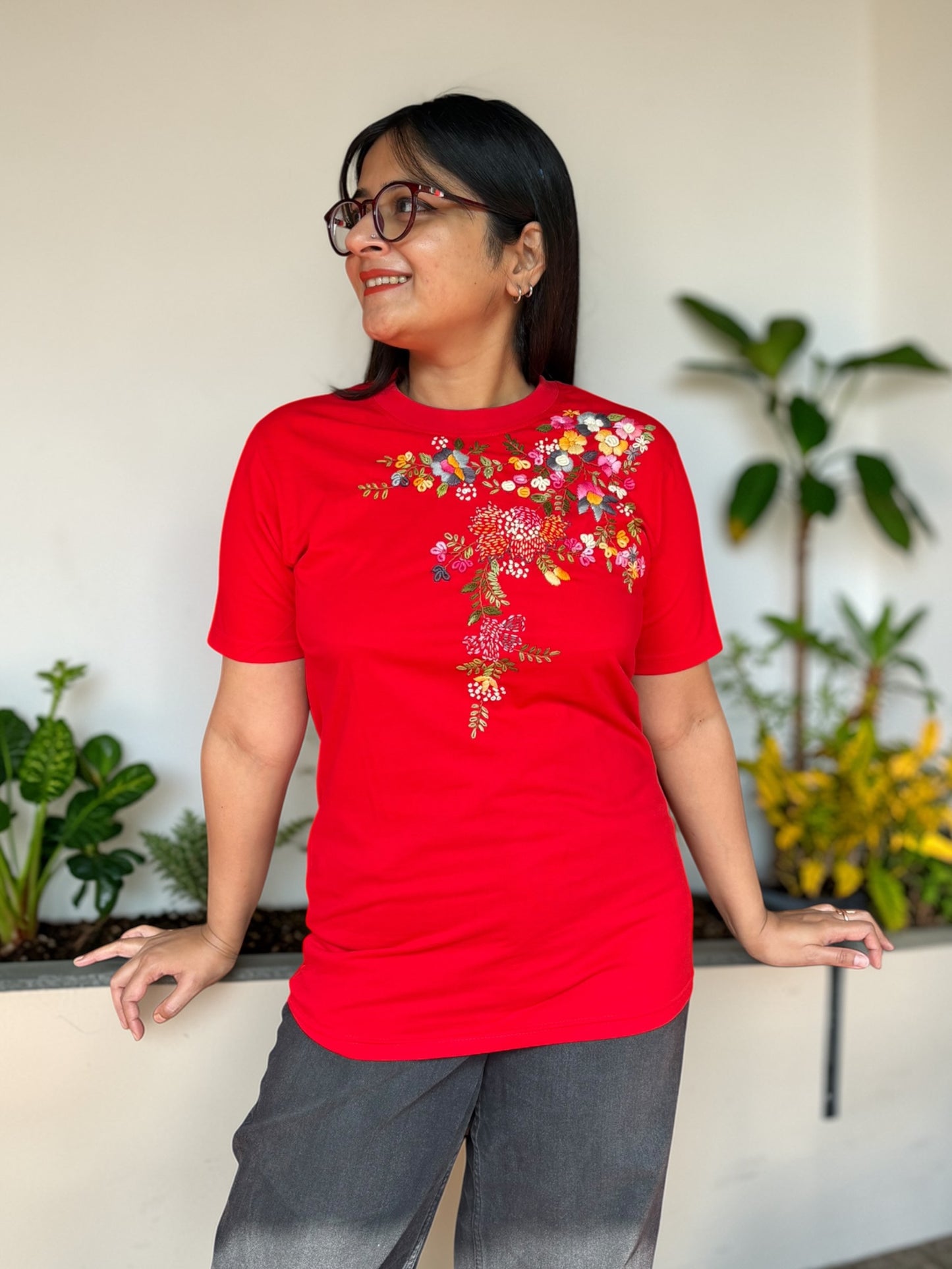 Hana Embroidered T-shirt - Red Shoulder