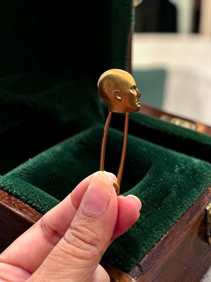 Chehra Premium Sculptural Brass Brooch