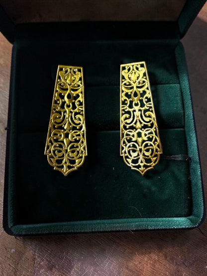 Maya Jaal Premium Sculptural Brass Necklace Jewelry Set (Necklace, Earrings)