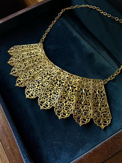 Maya Jaal Premium Sculptural Brass Necklace Jewelry Set (Necklace, Earrings)