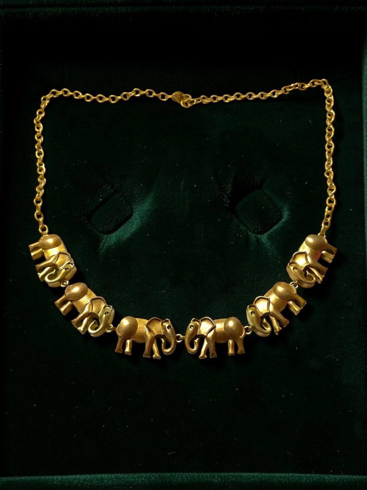 Gajagamini Premium Sculptural Brass Necklace Jewelry Set (Necklace, Earrings)