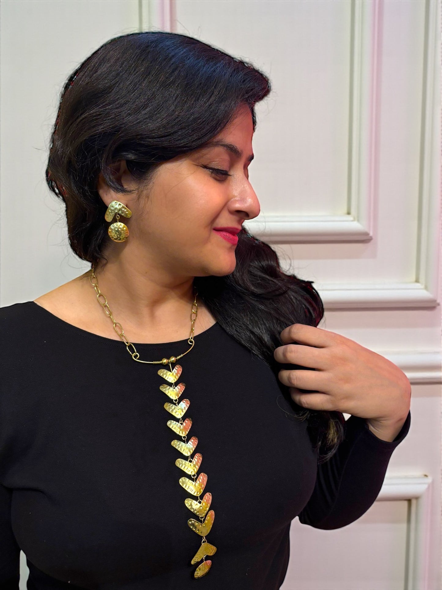 Follow the Trail Brass Long Tie Chain Pendant Necklace Set (Necklace, Earrings)