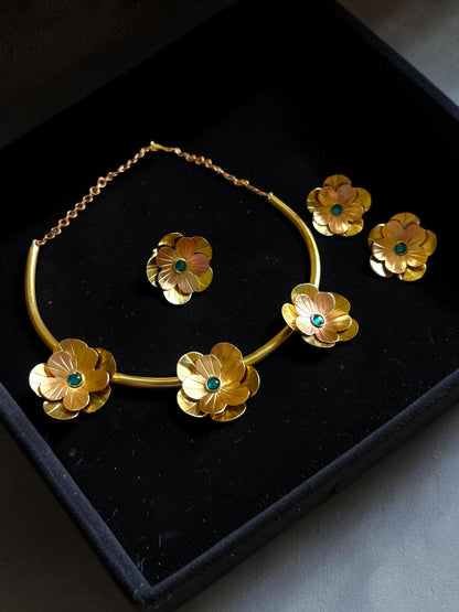 Fleurs Brass Hasli Necklace Jewelry Set (Ear Studs,Necklace,Ring) - Turquoise Blue