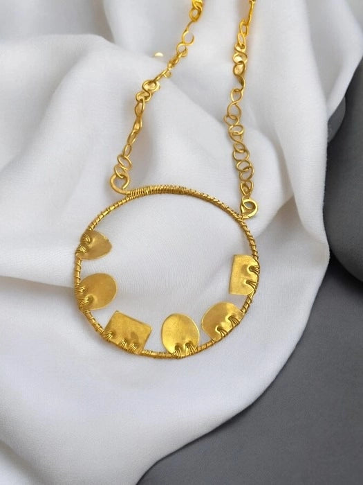 big-circle-brass-necklace