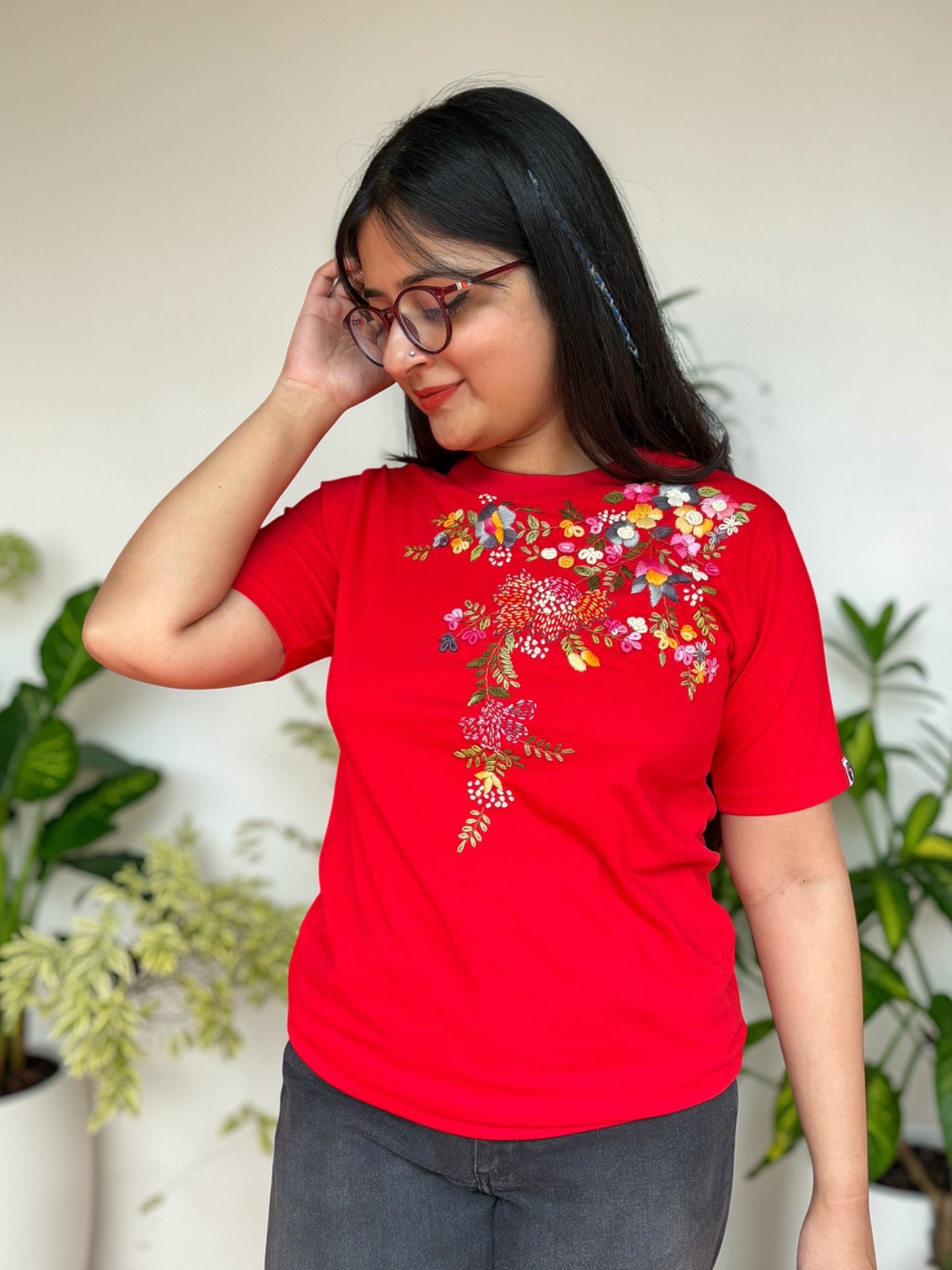 Hana Embroidered T-shirt - Red Shoulder