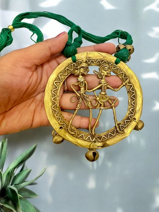 couples-dance-dokra-brass-necklace-green