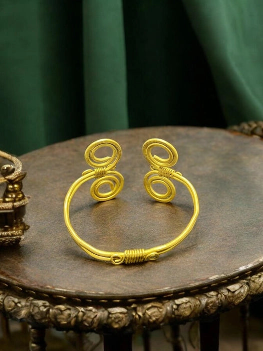 double-circle-brass-bracelet