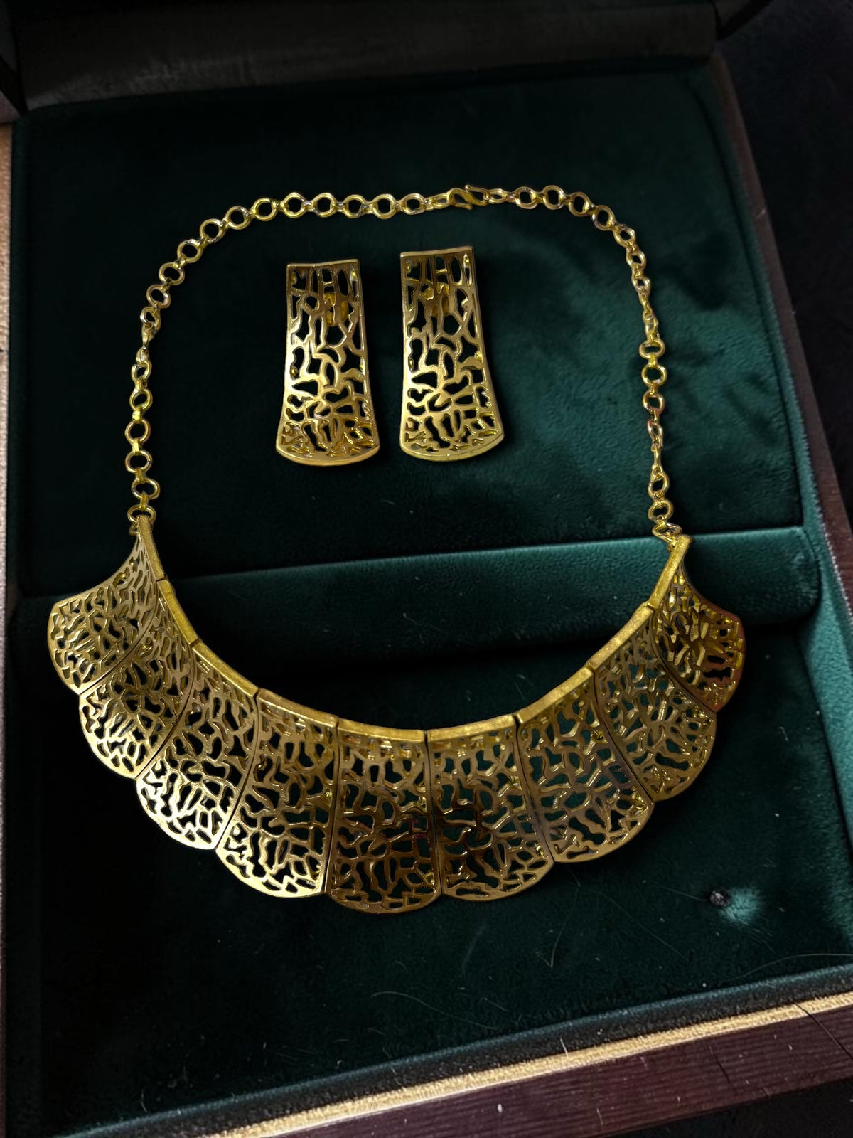 Mycelia Premium Sculptural Brass Necklace Jewelry Set (Necklace, Earrings)