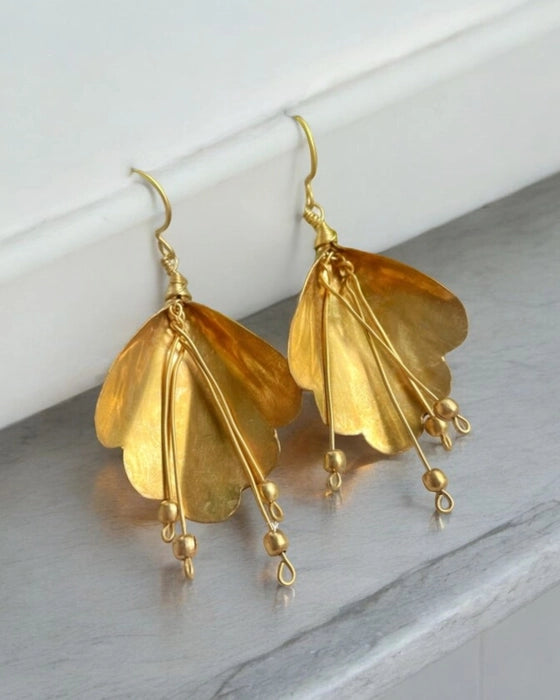 dancing-lilies-brass-earrings