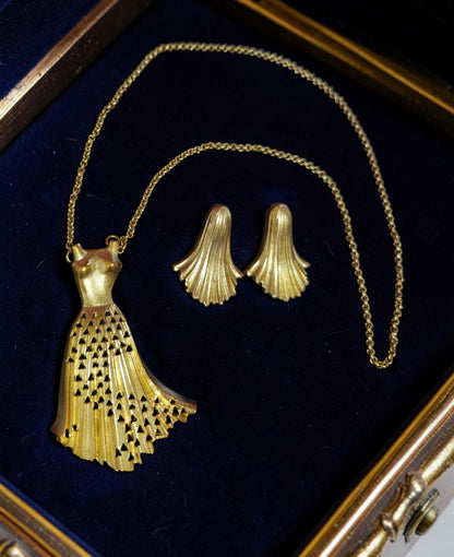 Princess Diana Premium Sculptural Brass Necklace Jewelry Set (Necklace, Earrings)