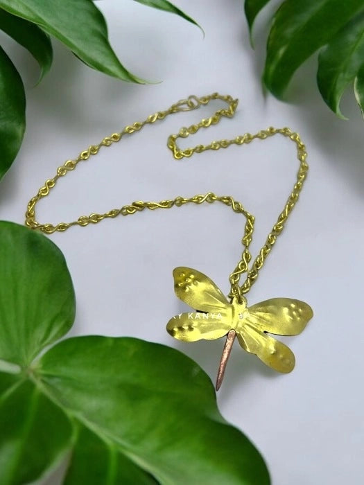 dragonfly-brass-pendant-chain-necklace