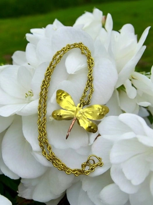 dragonfly-brass-pendant-chain-necklace