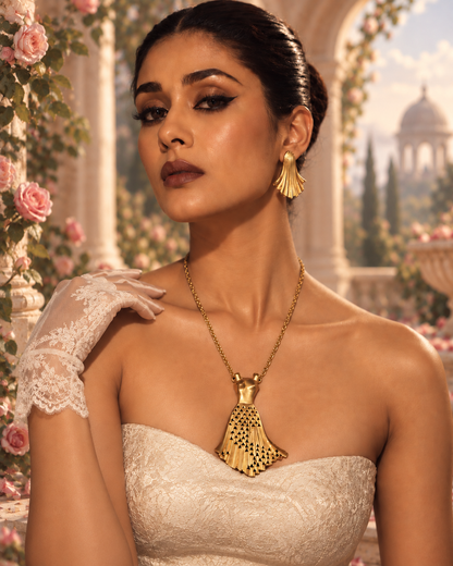 Princess Diana Premium Sculptural Brass Necklace Jewelry Set (Necklace, Earrings)