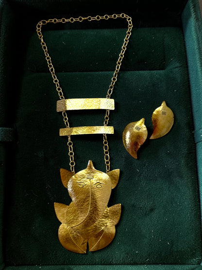 Ganapati Brass Statement Chain Necklace Jewelry Set (Necklace, Earrings)
