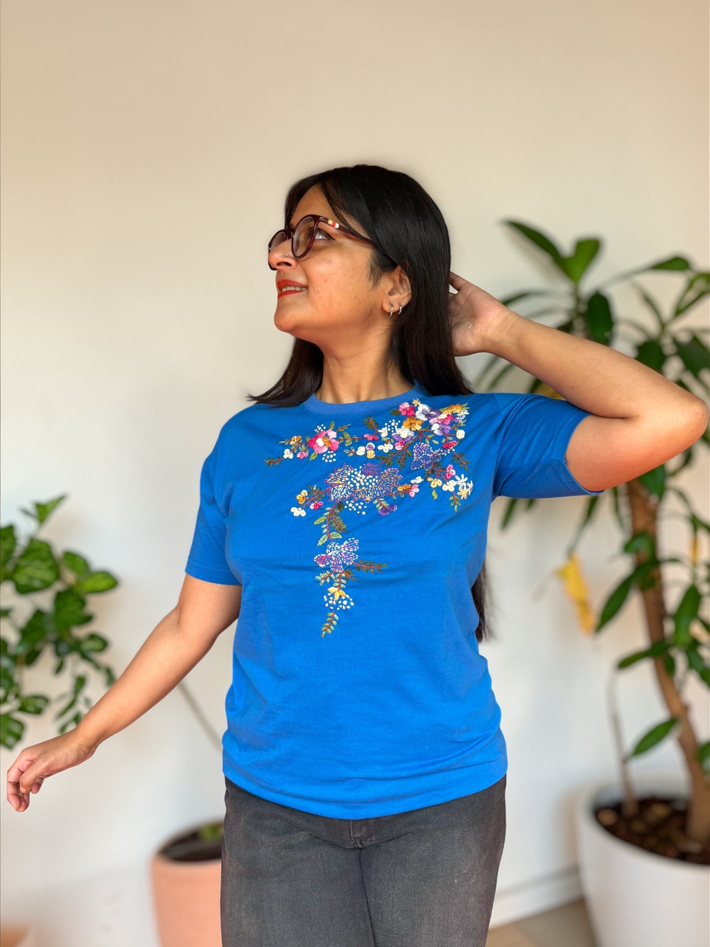 Hana Embroidered T-shirt - Royal Blue Shoulder