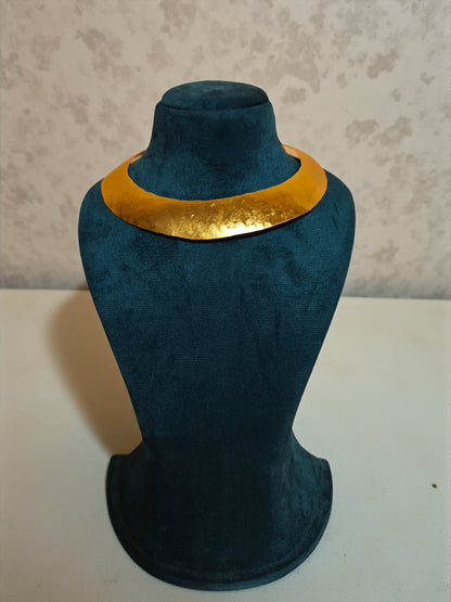 Isis Brass Hasli Necklace Jewelry Set (Necklace, Earrings, Ring)