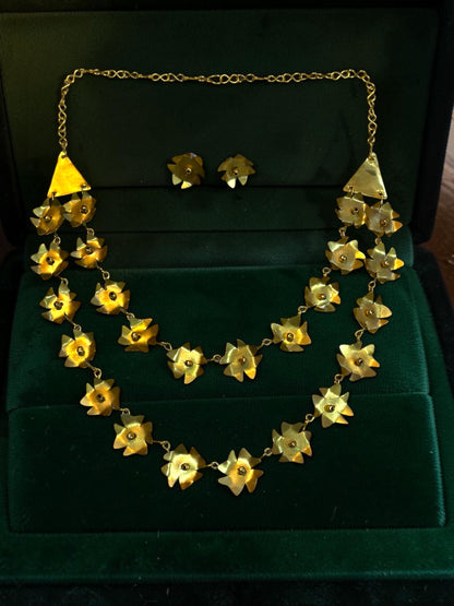Shiuli Brass Statement Necklace Jewelry Set (Necklace, Earrings)