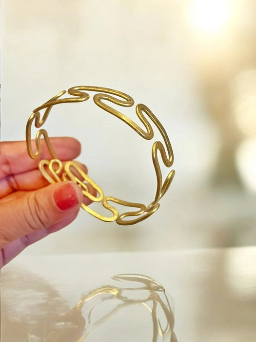 flat-spiral-brass-bracelet