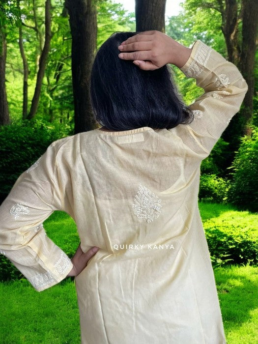 Gulaab Chikankari Cotton Kurta - Off-white