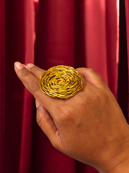 rose-cocktail-brass-ring