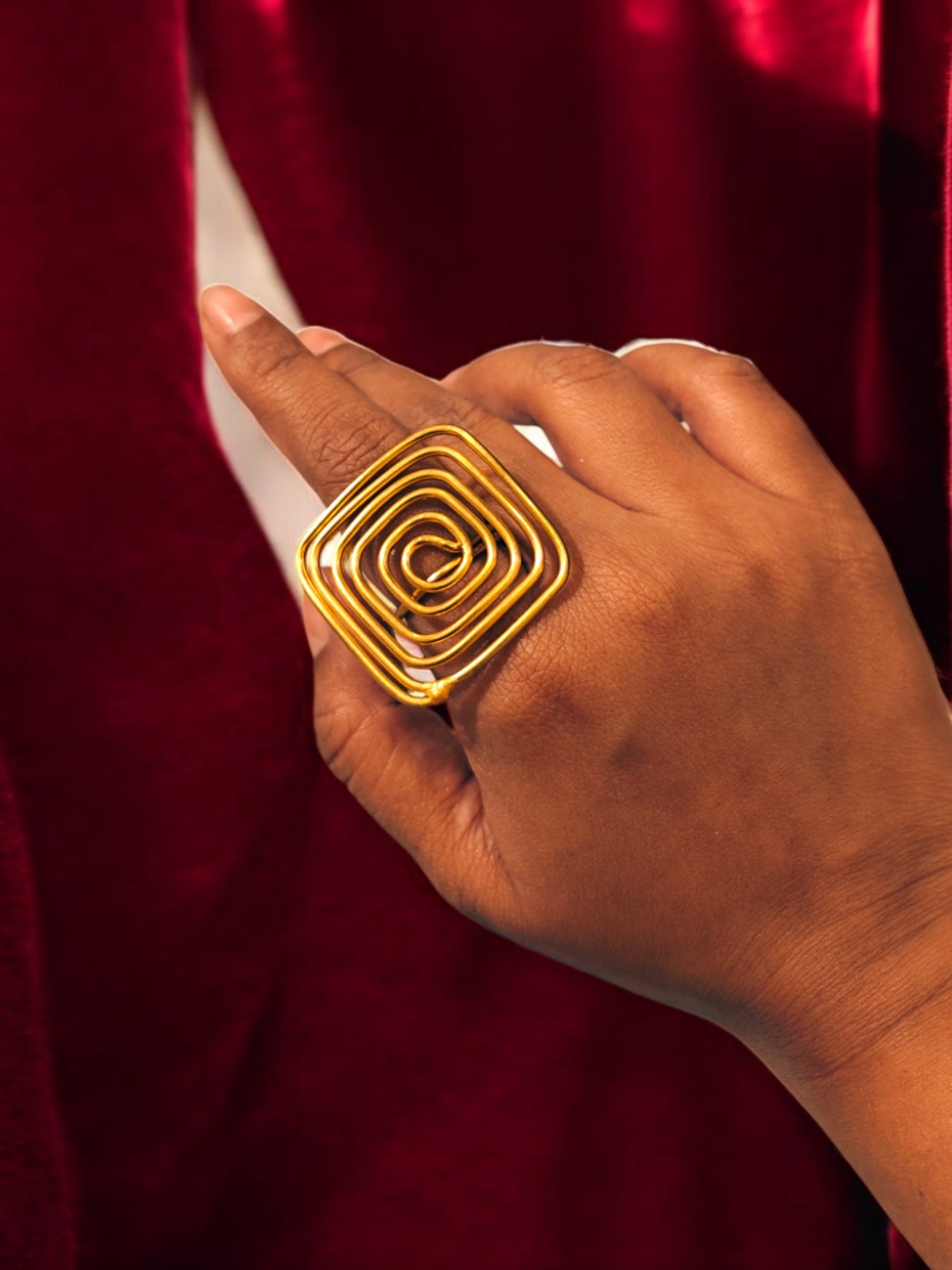 square-spiral-brass-cocktail-ring