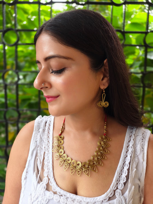 Rangabati Brass Choker Necklace Jewelry Set - Red