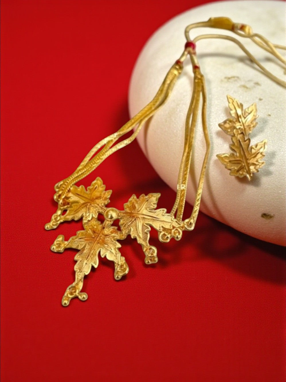 Maple Short Necklace Set