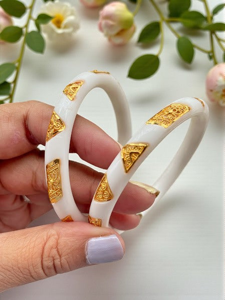 Trikona Shakha Bangles