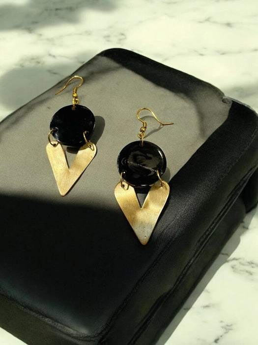 kala-khatta-brass-dangler-earrings-black